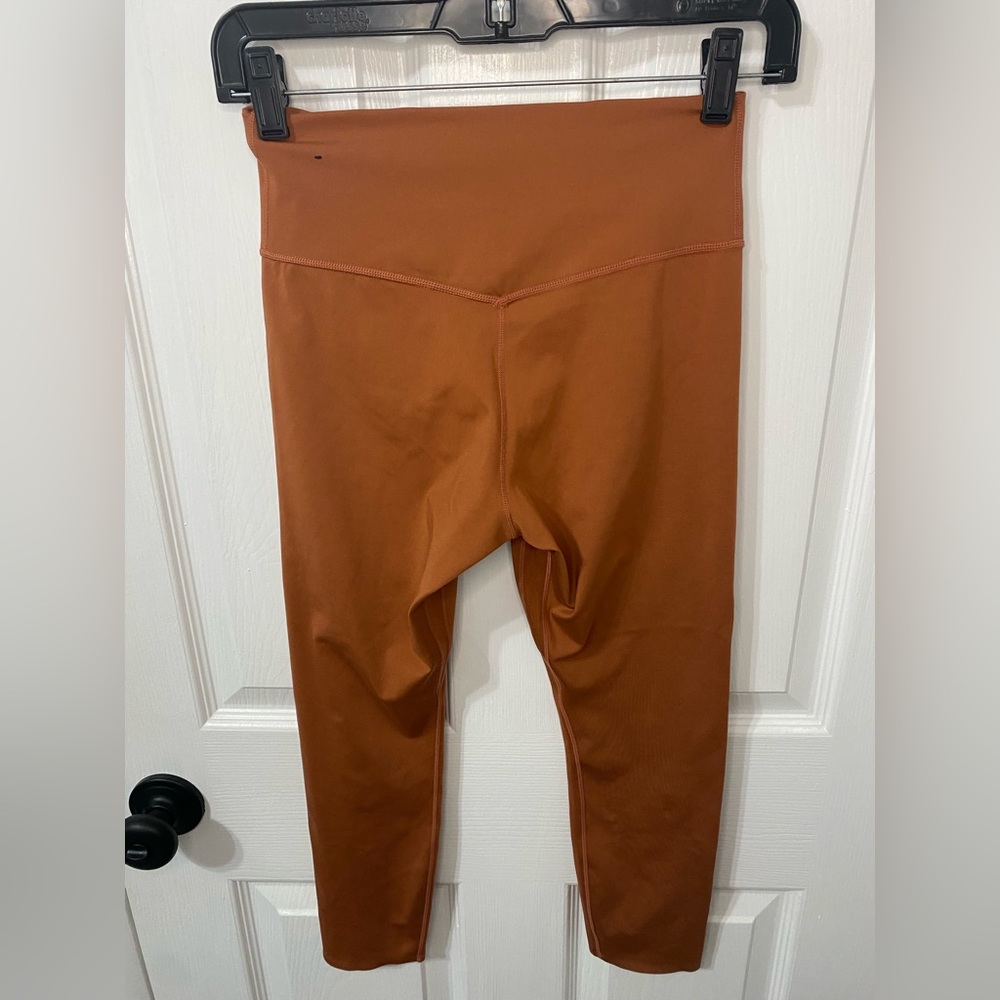 Women’s Nike (S) Dri-Fit leggings